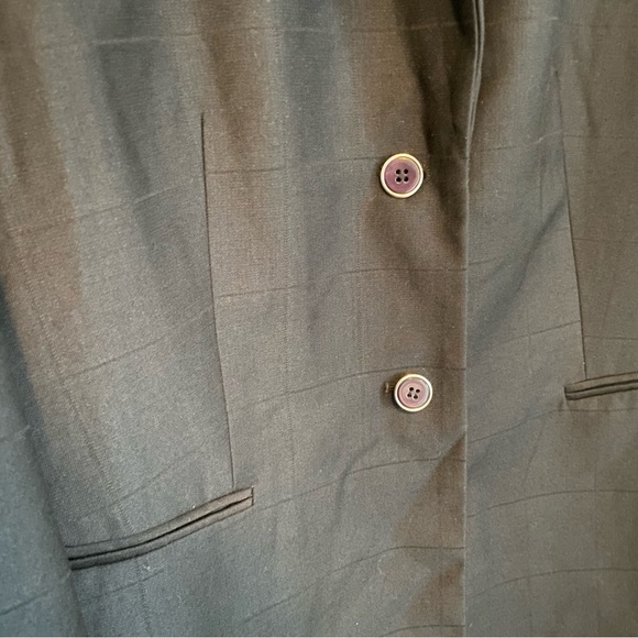 Calvin Klein Classic Black Blazer and matching pants set. - Picture 5 of 12